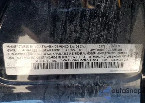 2010 Volkswagen Jetta Se z USA, uszkodzony, nr VIN 3VWTZ7AJ8AM691924